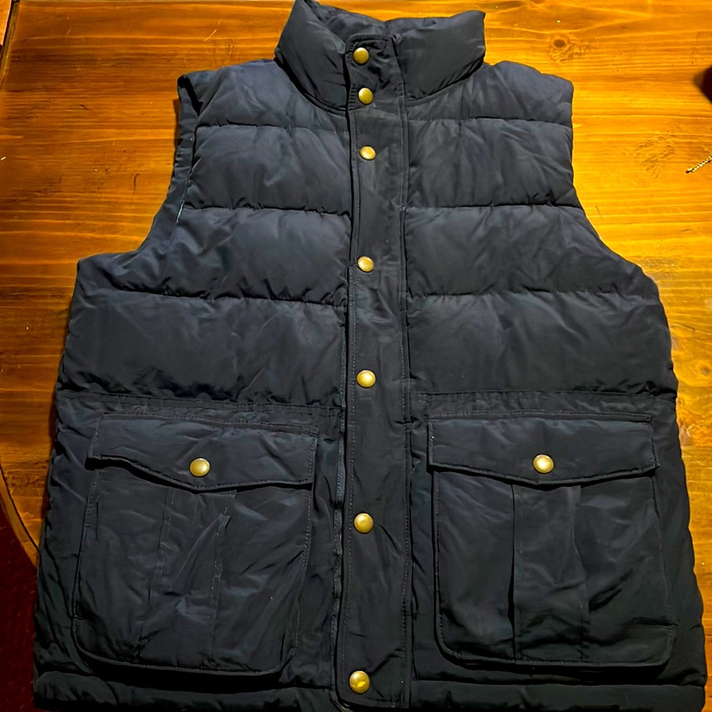 Gap puffer vest